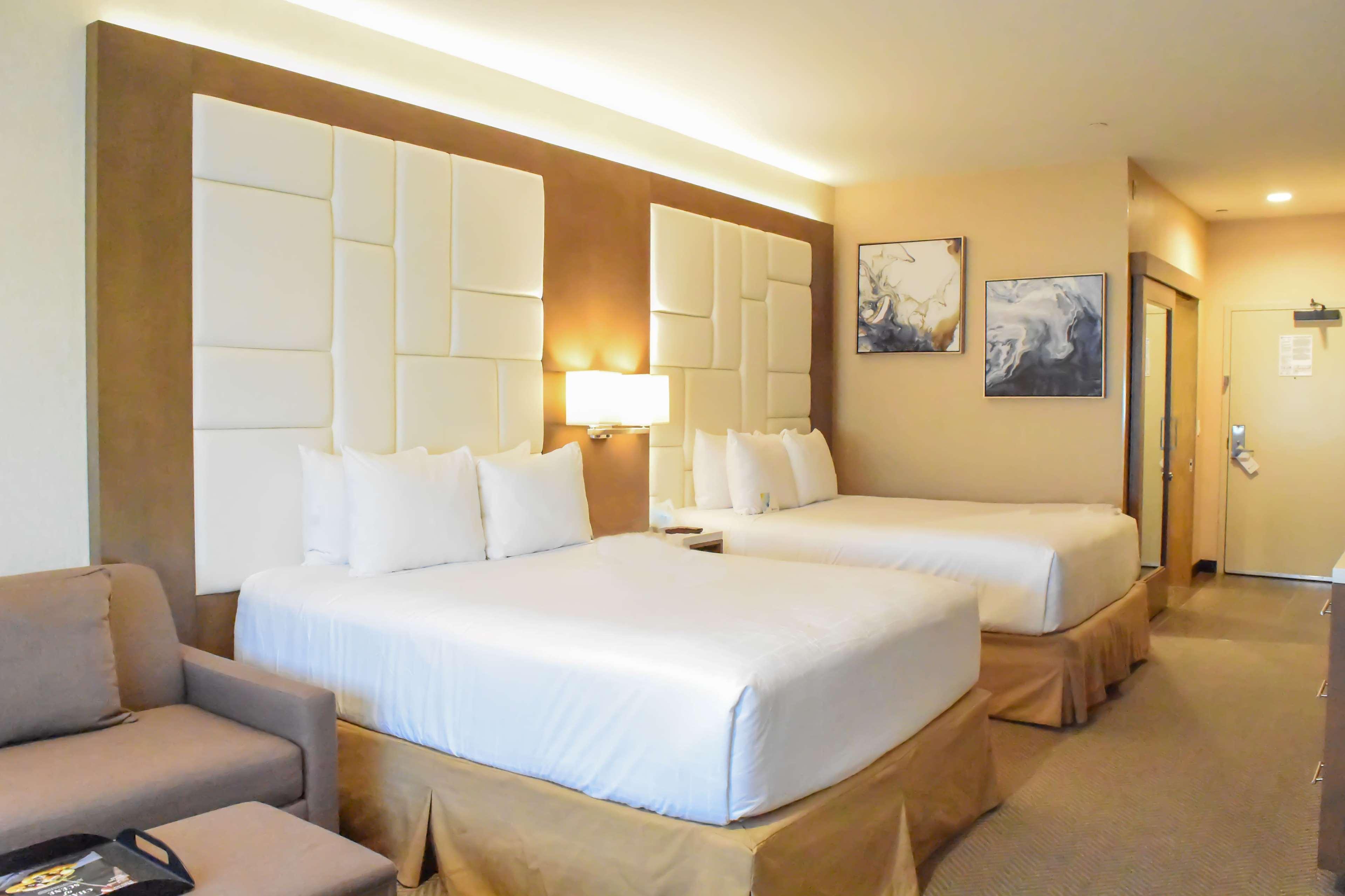 Wyndham Anaheim Hotel Екстериор снимка