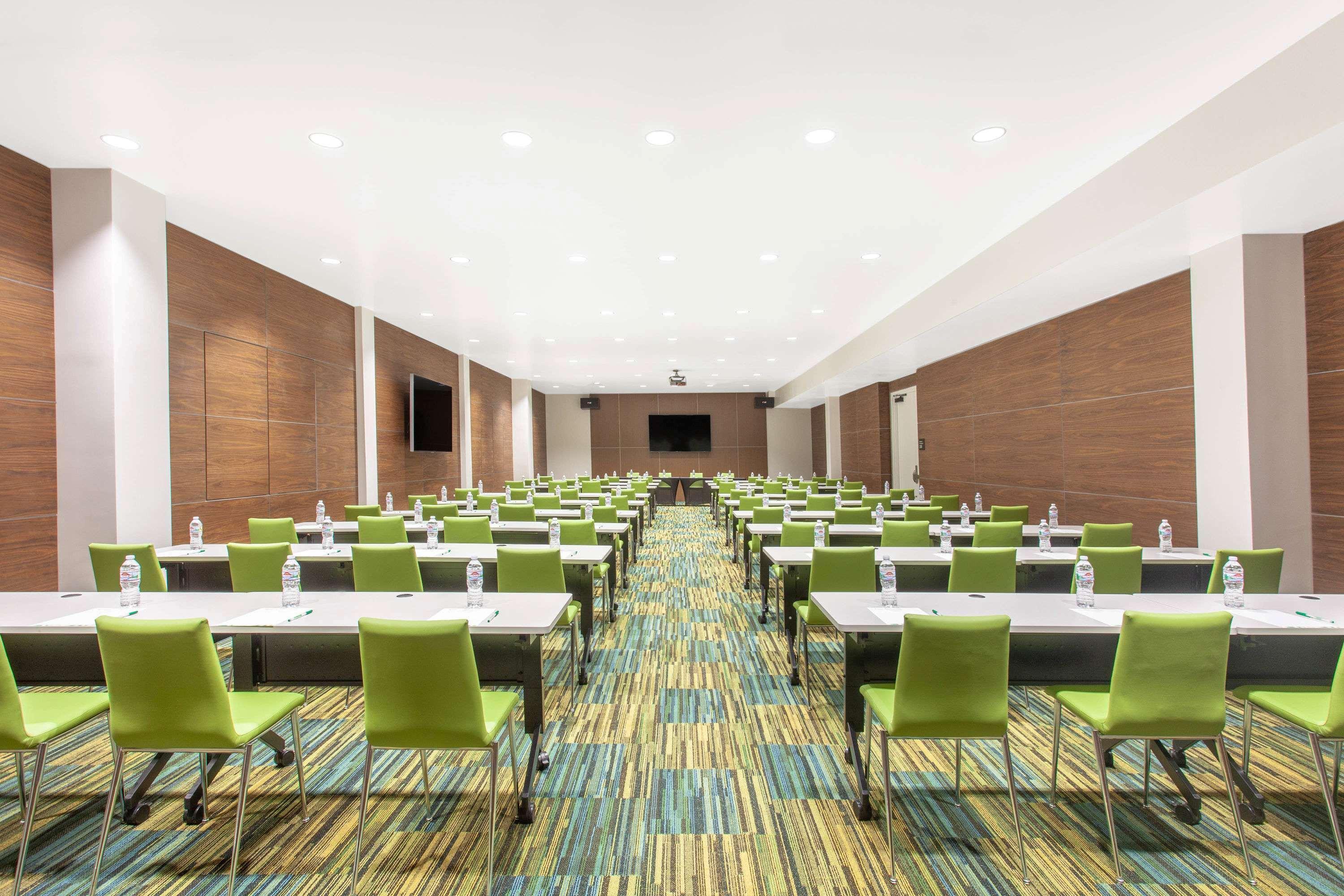 Wyndham Anaheim Hotel Екстериор снимка