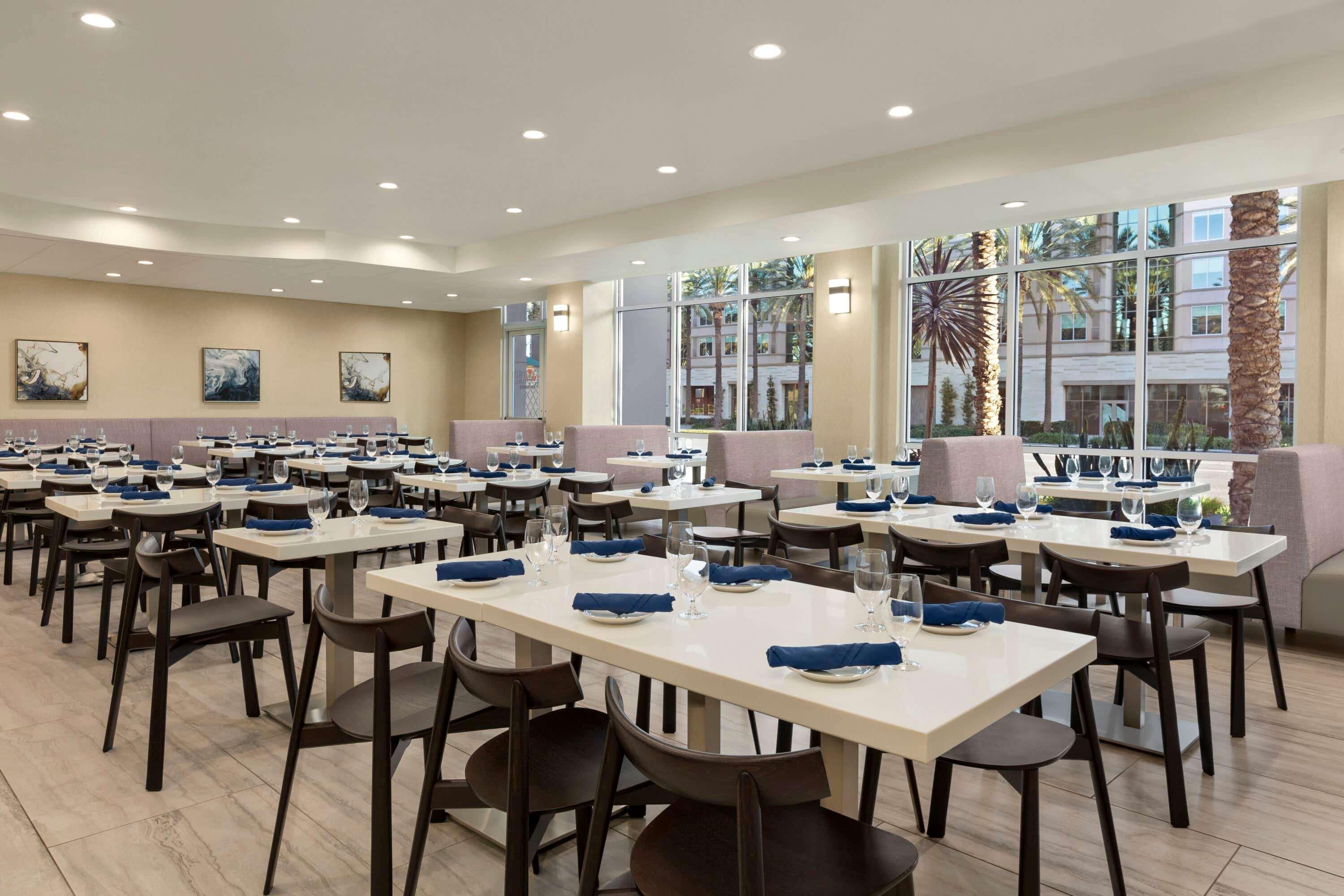 Wyndham Anaheim Hotel Екстериор снимка