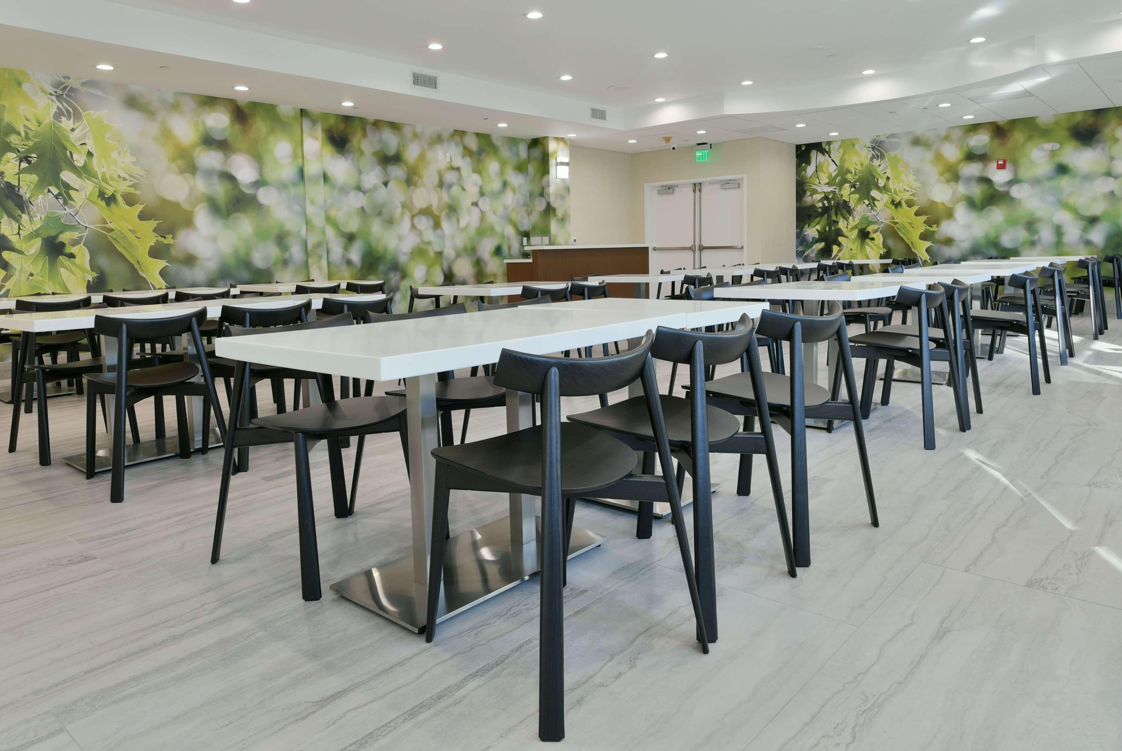 Wyndham Anaheim Hotel Екстериор снимка
