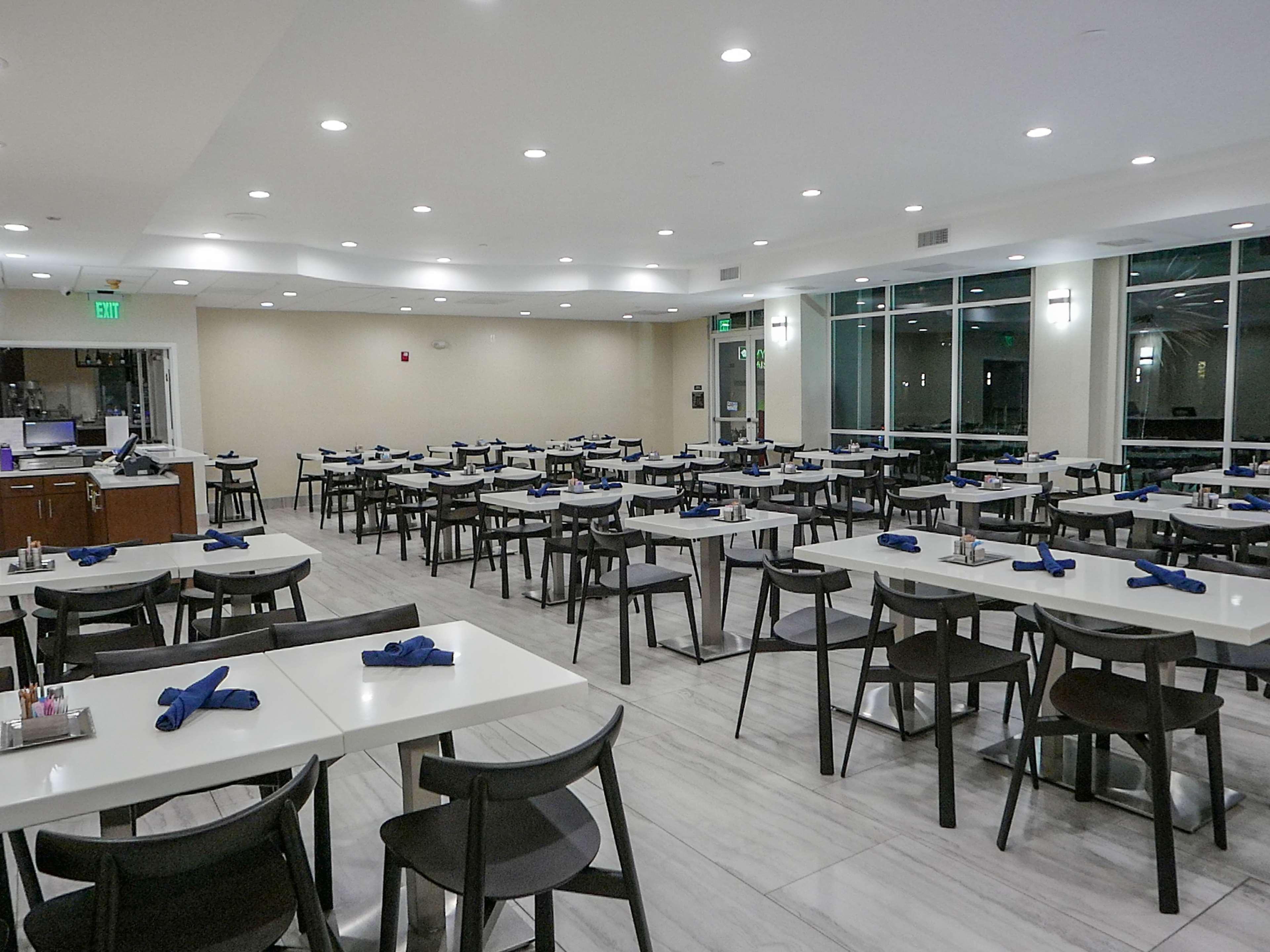 Wyndham Anaheim Hotel Екстериор снимка