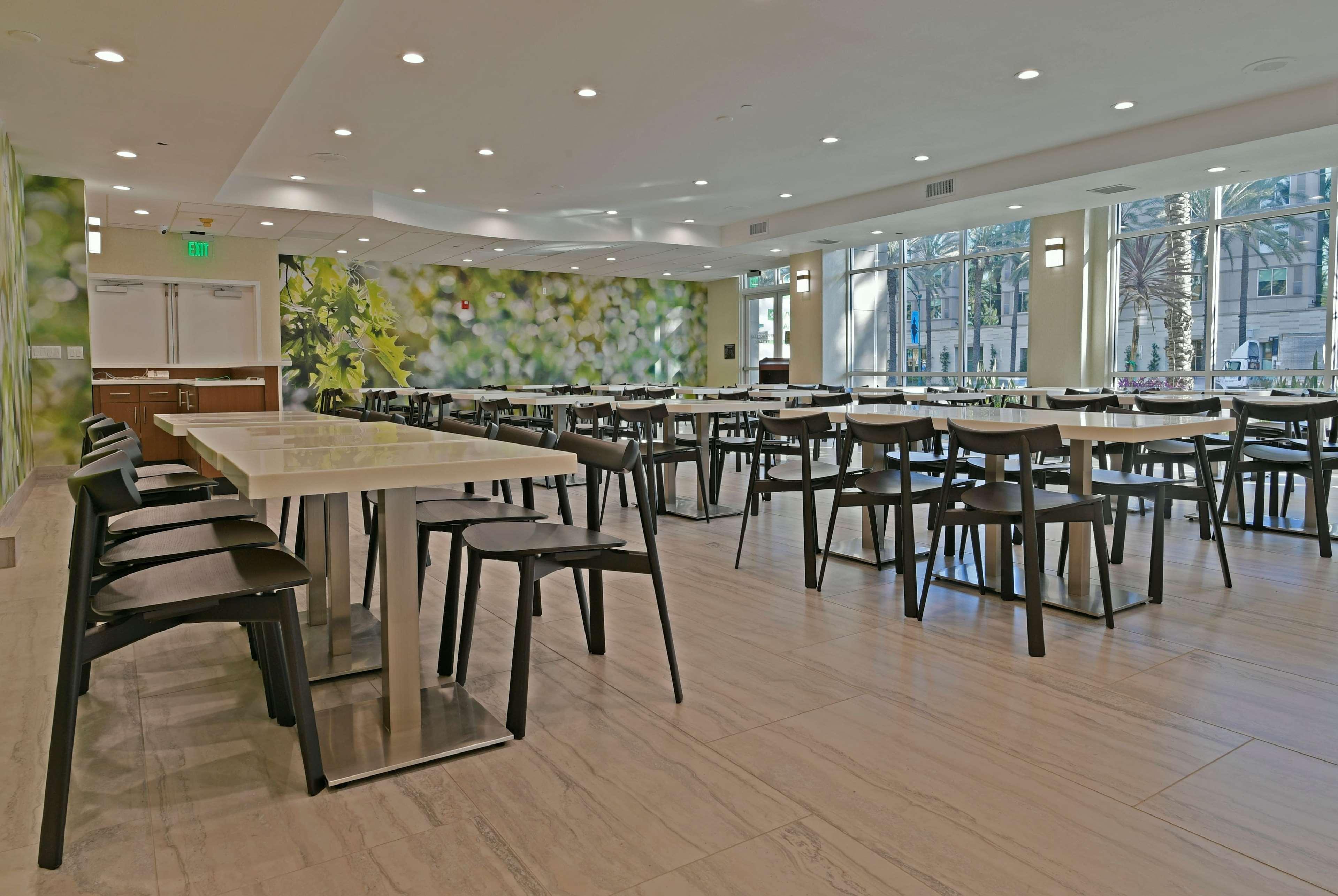 Wyndham Anaheim Hotel Екстериор снимка