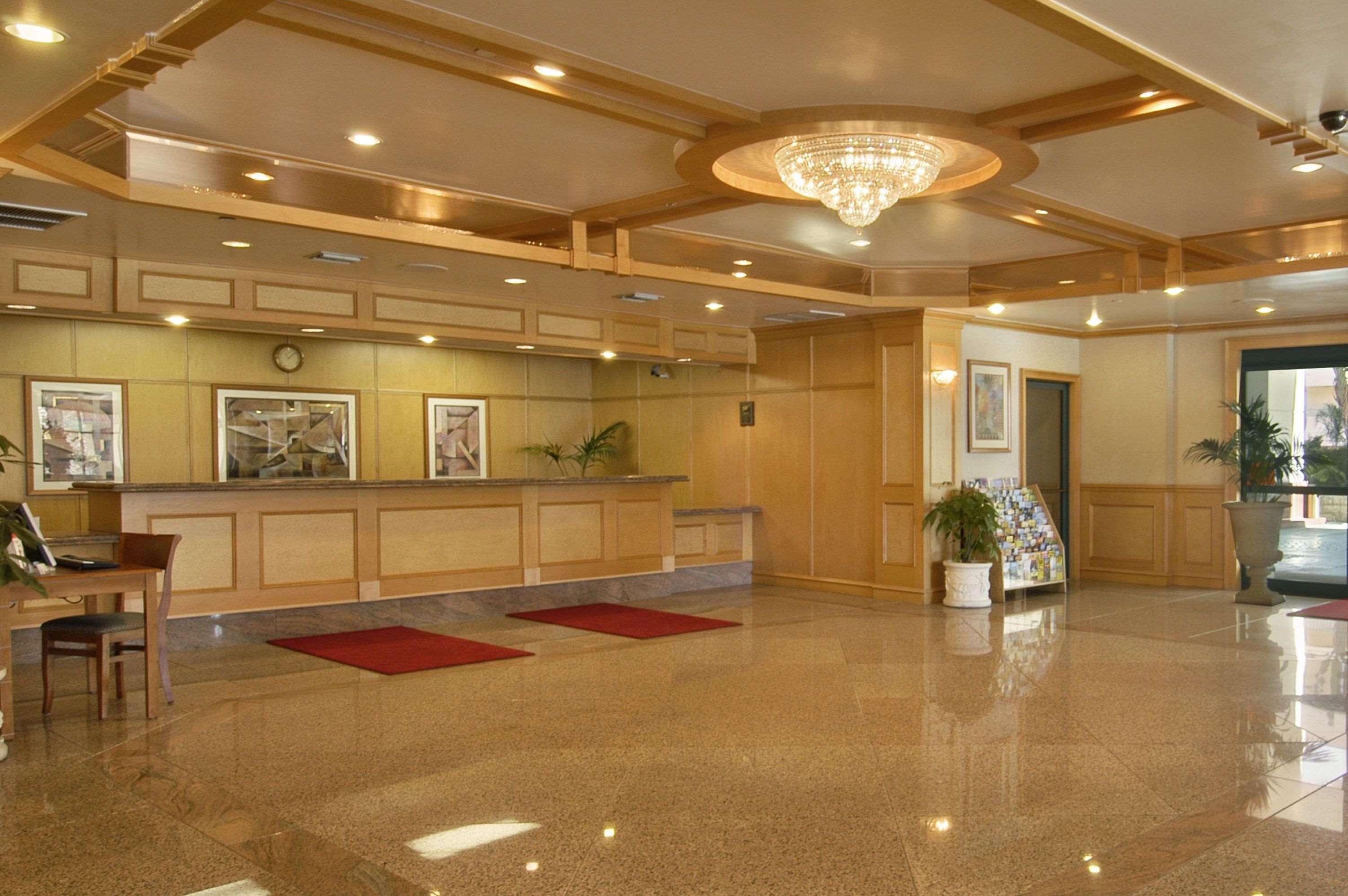 Wyndham Anaheim Hotel Екстериор снимка