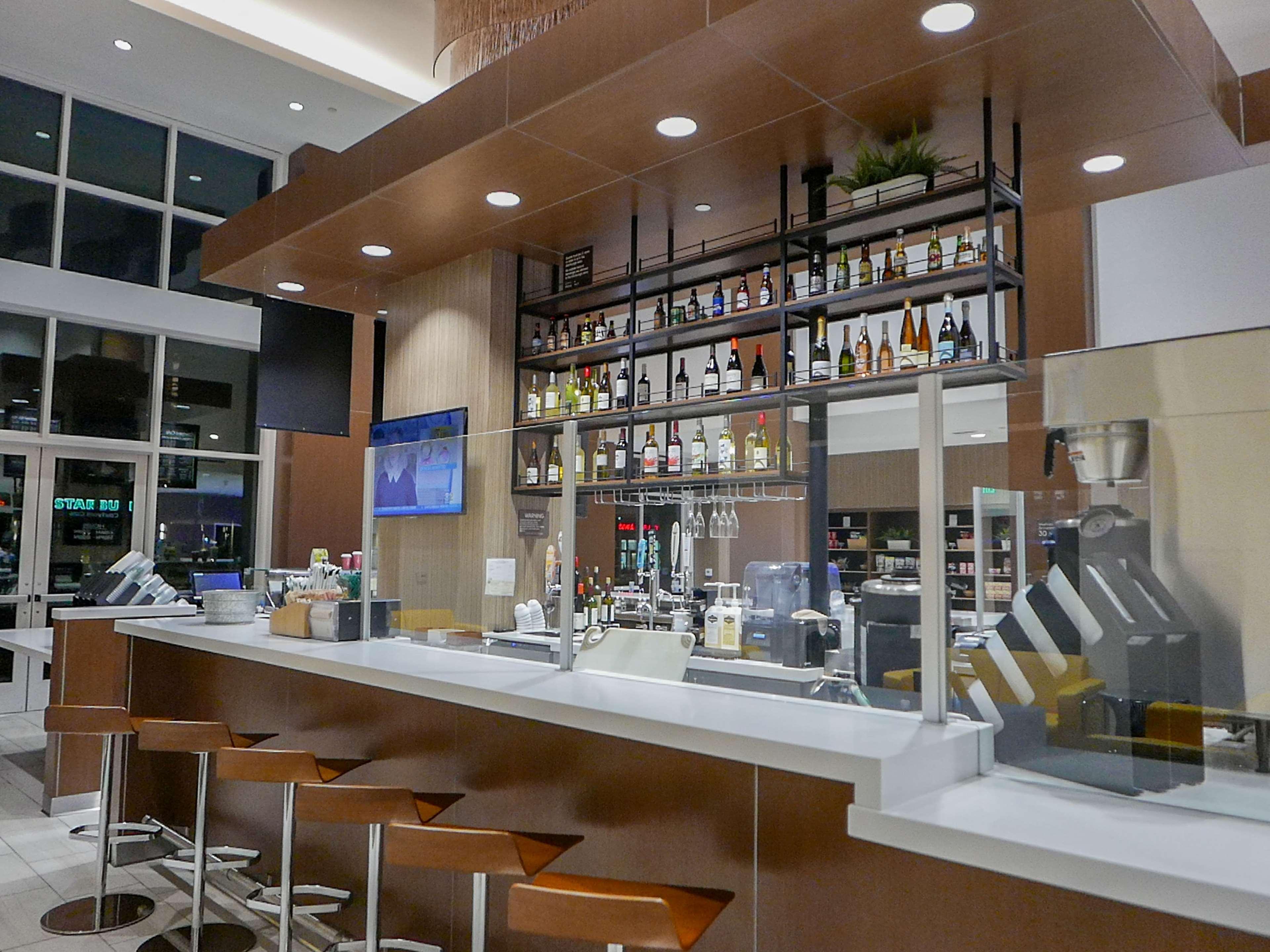 Wyndham Anaheim Hotel Екстериор снимка