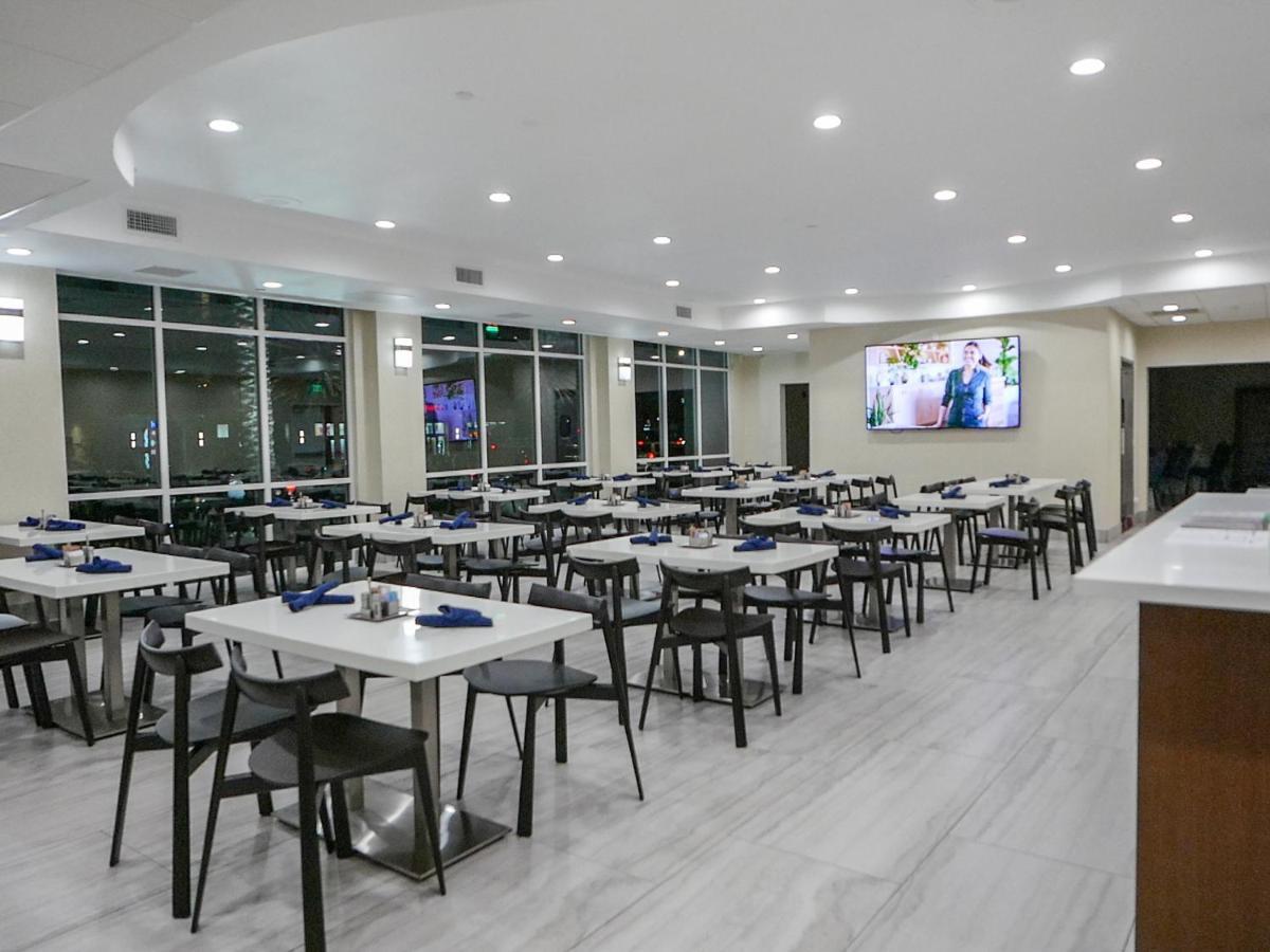 Wyndham Anaheim Hotel Екстериор снимка